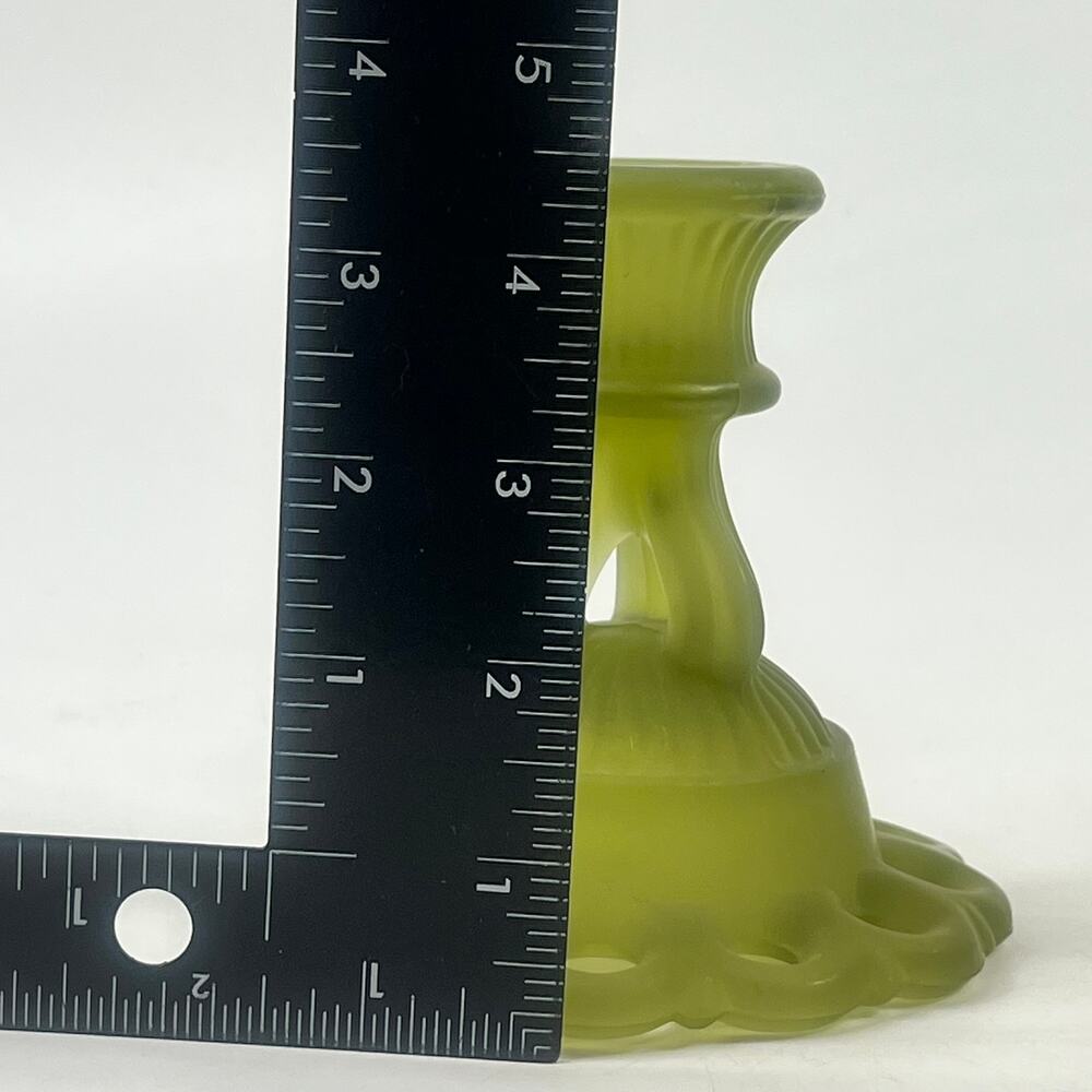 Vtg Westmoreland Doric Lace Olive Green Satin Glass Candlestick Holders Pair USA - Picture 4 of 6